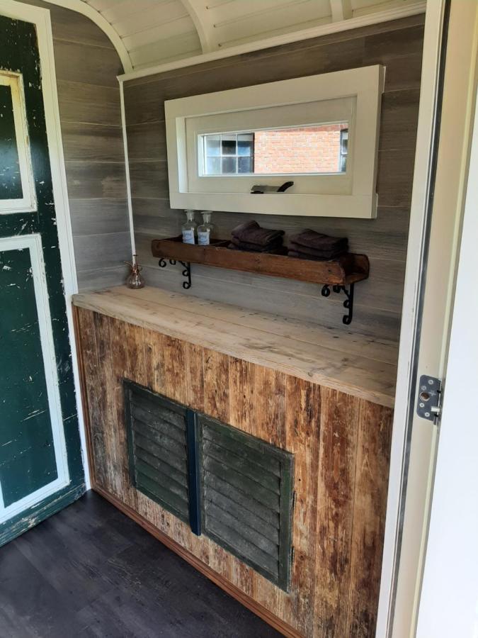 Glamping De Vrije Wind, Tentverhuur Houwerzijl المظهر الخارجي الصورة